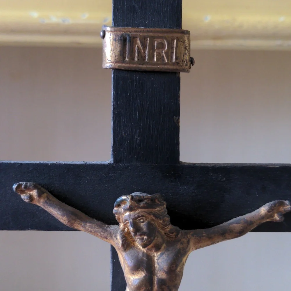Antique cross - Picture 2 of 3